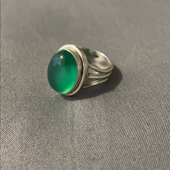 The Coco Brand Jewelry - Handmade Vintage 925 Silver & Emerald Gemstone Ring 💍 Kelly Green Gorgeous Sz 8